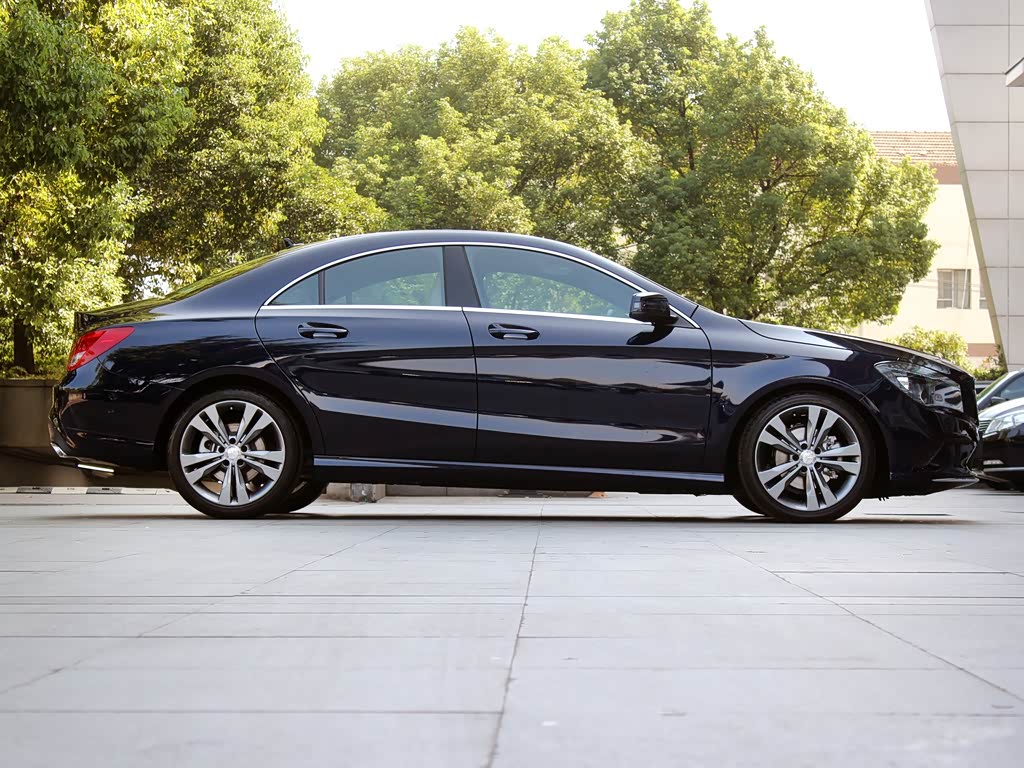 奔驰(进口) 奔驰cla级 2016款 改款 cla 200 动感型