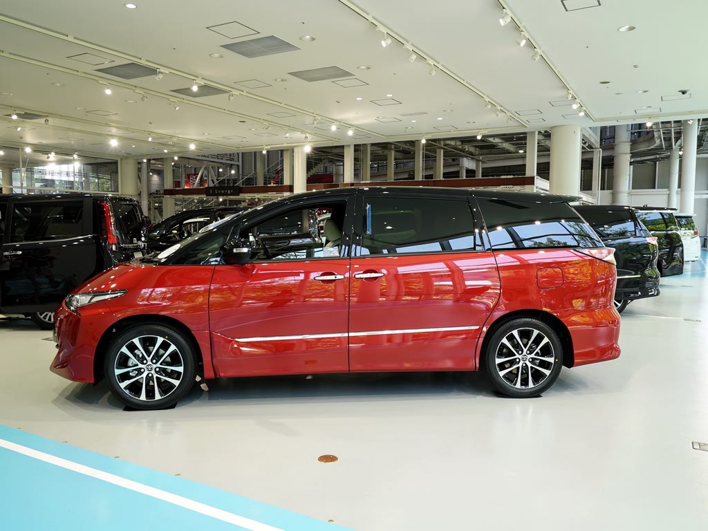 丰田(进口) 普瑞维亚 2016款 基本型 车身外观已经是最后一张,您还