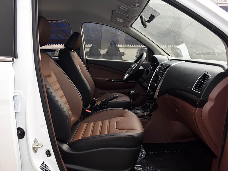 东风风行 风行sx6 2016款 1.6l 手动精英型