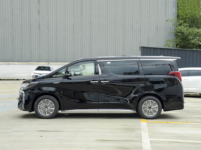 丰田(进口) 埃尔法 2021款 双擎 2.5l 臻享版