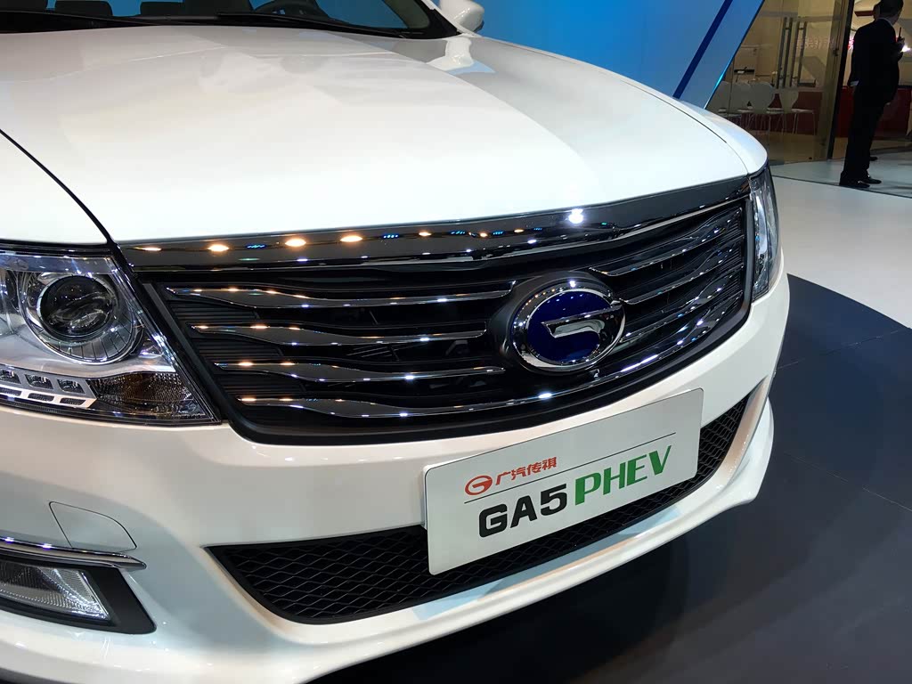 广汽乘用车 传祺ga5新能源 2016款 phev 尊享版