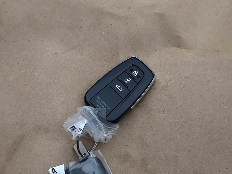 广汽丰田 凯美瑞 2021款 2.0g 豪华版