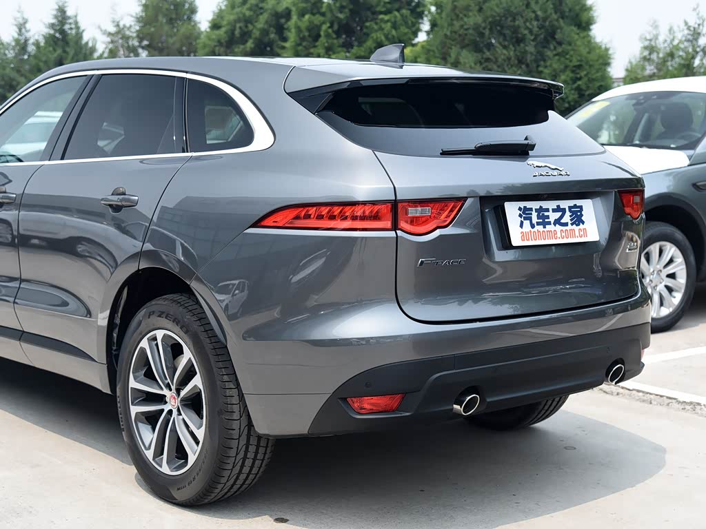 捷豹 捷豹f-pace 2018款 2.0t 四驱r-sport运动版