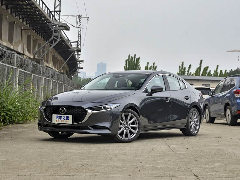 长安马自达 马自达3 昂克赛拉 2021款 2.0l 自动质睿版