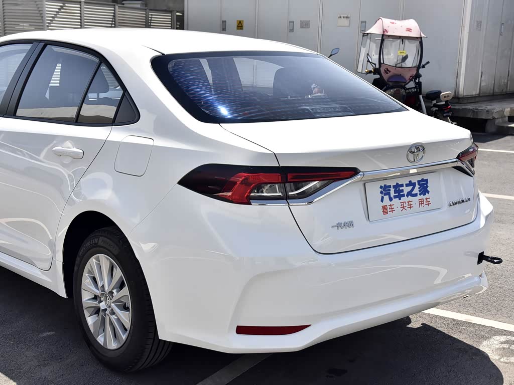一汽丰田 卡罗拉 2021款 tnga 1.5l 手动先锋版