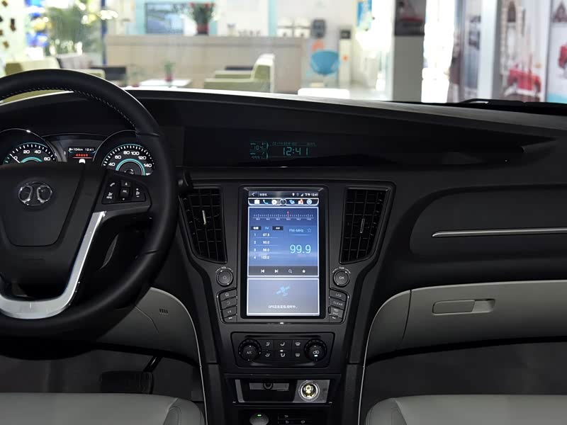 北汽新能源 eu系列 2017款 eu260 乐享版