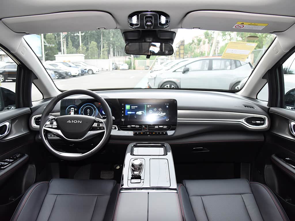 广汽埃安 aion v 2021款 进化版 80 智领版
