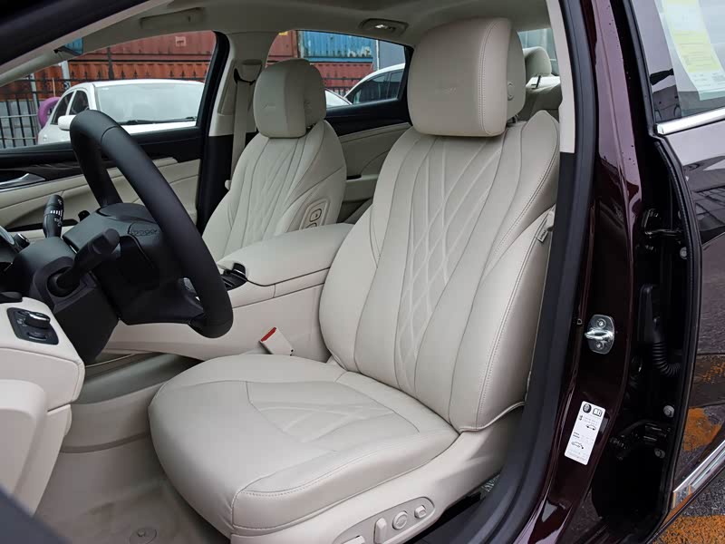 上汽通用别克 君越 2021款 avenir艾维亚 旗舰型