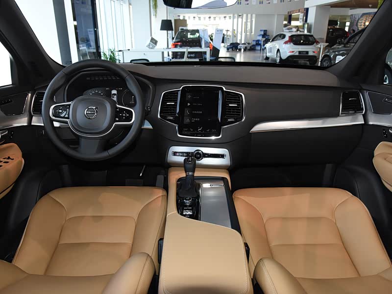 沃尔沃(进口) 沃尔沃xc90 2018款 t6 智逸版 5座