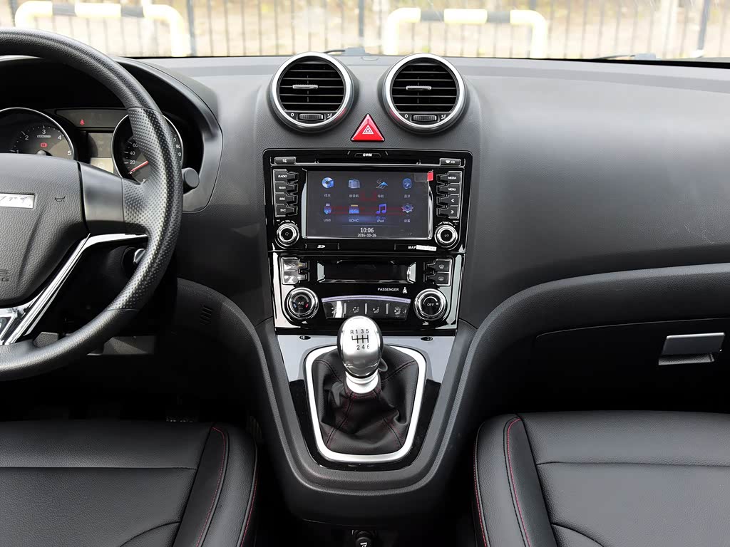 0t 柴油 手动两驱都市型 国iv 中控方向盘已经是最后一张,您还可以