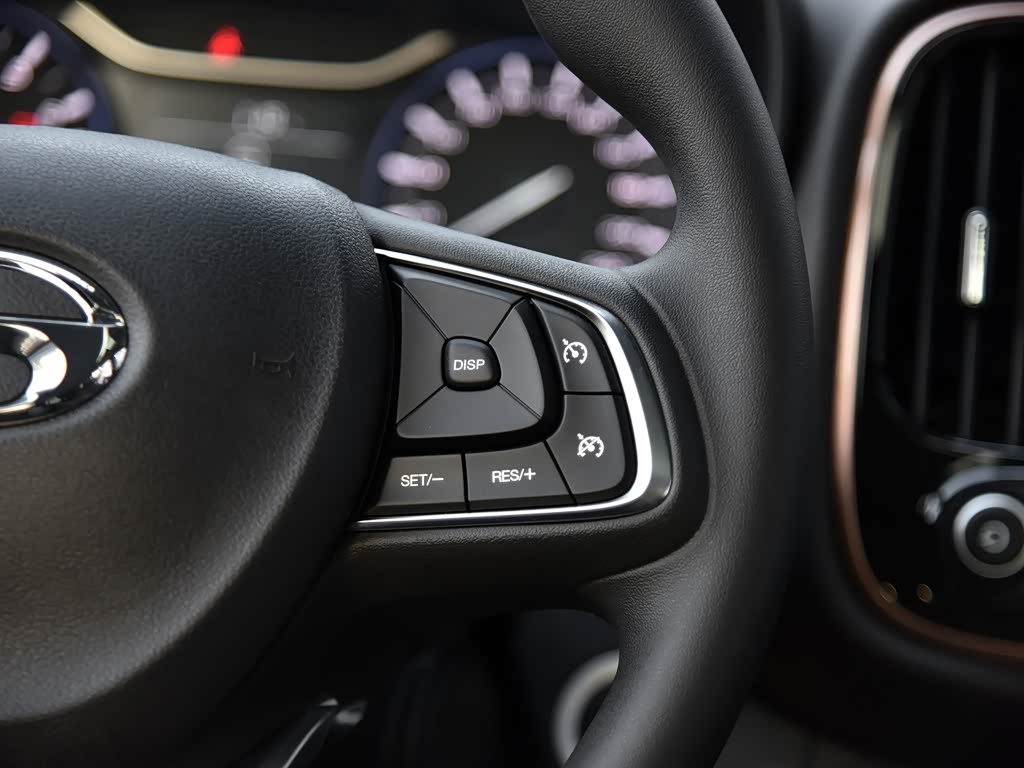 广汽乘用车 传祺gs3 2017款 200t 自动精英版