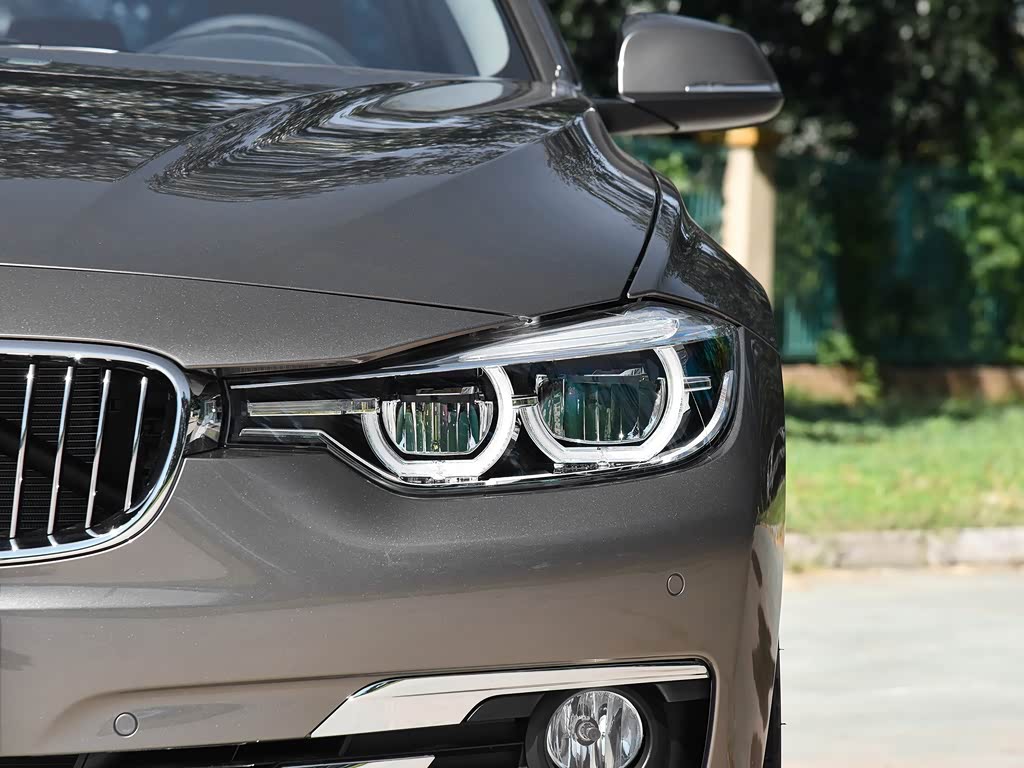 华晨宝马 宝马3系 2018款 330li xdrive 豪华套装