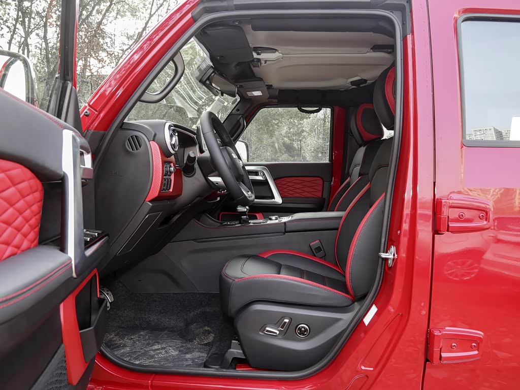 北京越野 北京bj40 2020款 2.0t 自动两驱城市猎人版侠客型