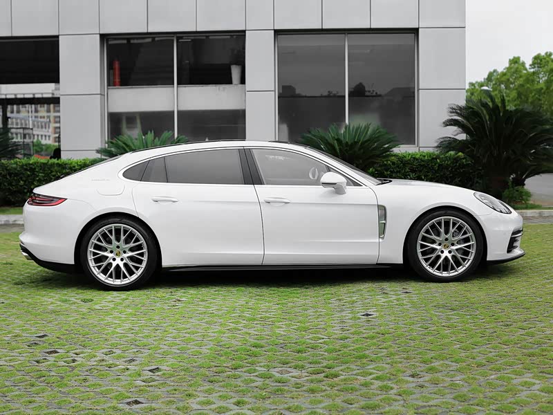 保时捷 panamera 2017款 panamera 4s 行政加长版 2.9t