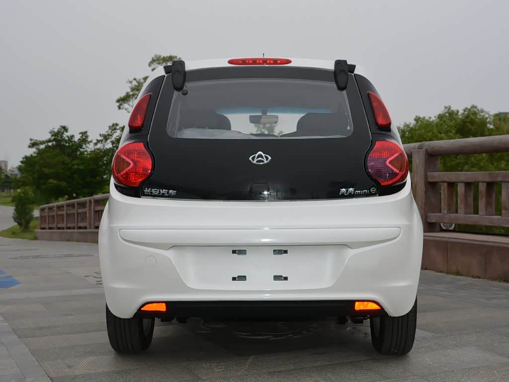【图解图片_广安骏安达长安商用4s店奔奔mini-e图片】-汽车之家
