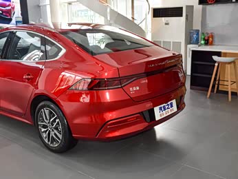 2021款 ev 500km 尊贵型