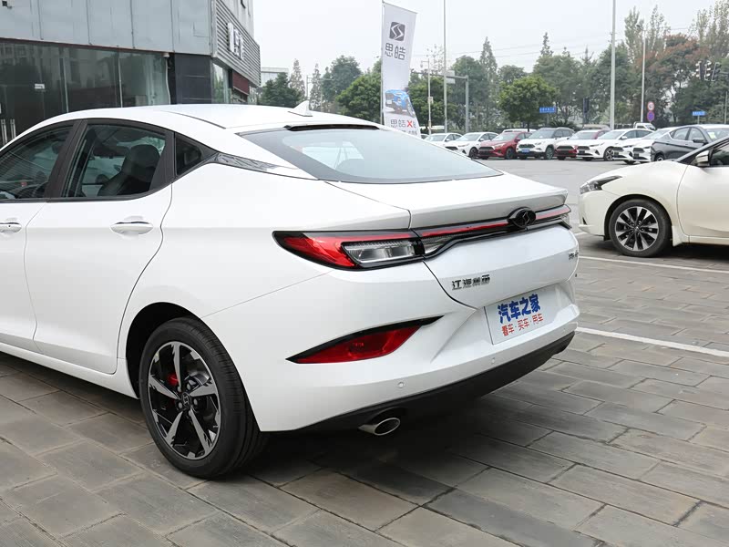 江汽集团 思皓a5 2021款 1.5t cvt尊贵智联型