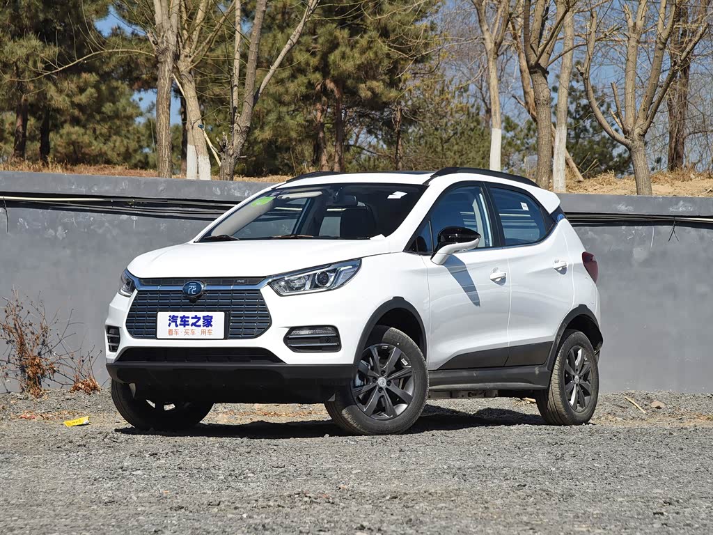 比亚迪 元新能源 2019款 ev360 智联领享型
