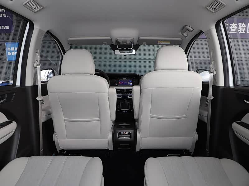 广汽乘用车 传祺gm6 2019款 270t 自动精英版(七座)国vi