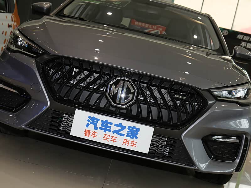 上汽集团 名爵6新能源 2020款 1.5t 混动领潮豪华版