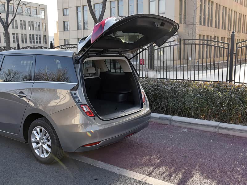 上汽通用别克 别克gl6 2019款 18t 5座精英型 国vi 车厢座椅