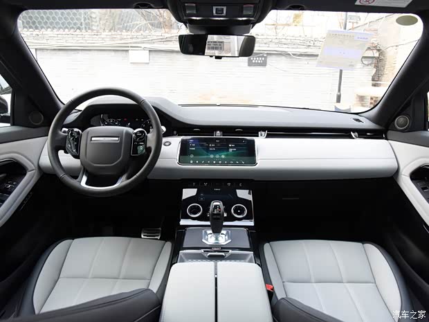 揽胜极光限时优惠高达17.58万 欢迎垂询