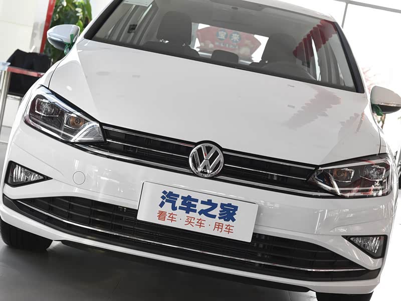 一汽-大众 高尔夫·嘉旅 2020款 200tsi 自动好奇型纯真版