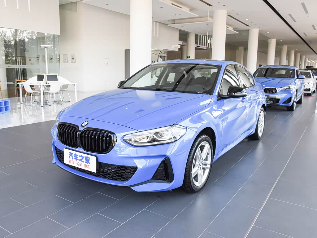 华晨宝马 宝马1系 2021款 120i m运动曜夜版 天际蓝 车身外观