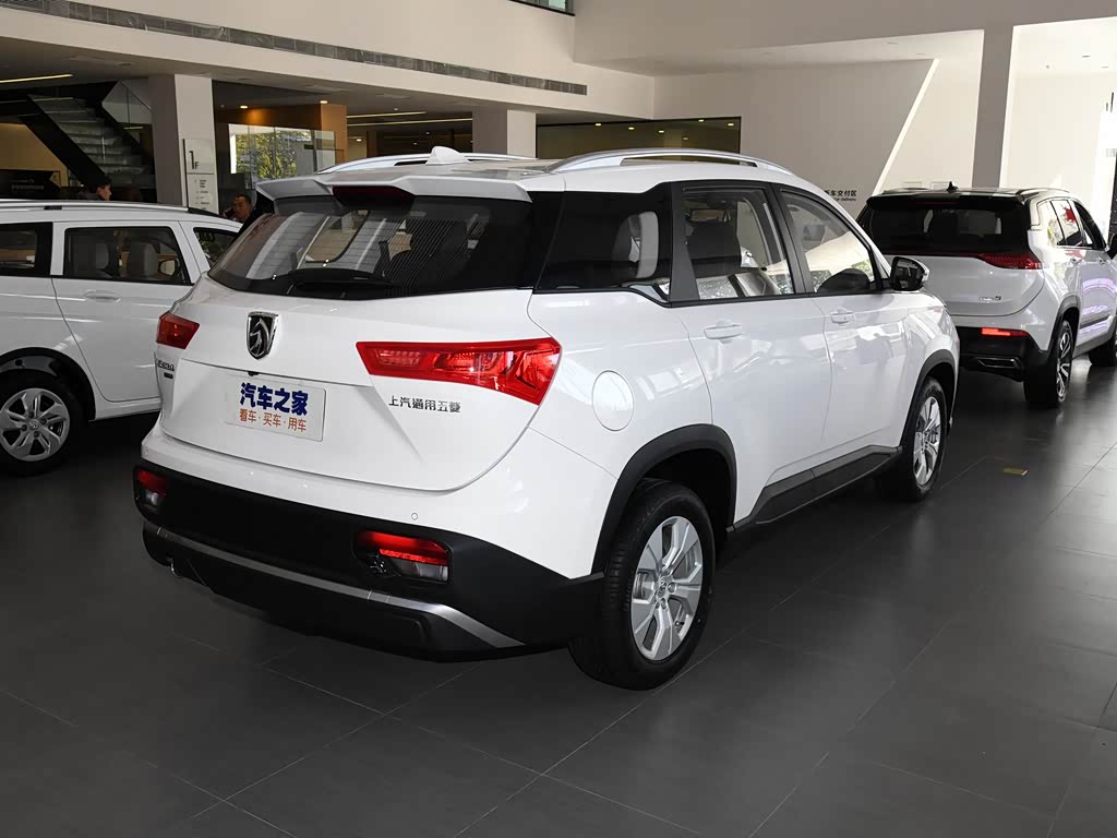【图解图片_上海宝骏五菱汽车宝骏530图片】-汽车之家