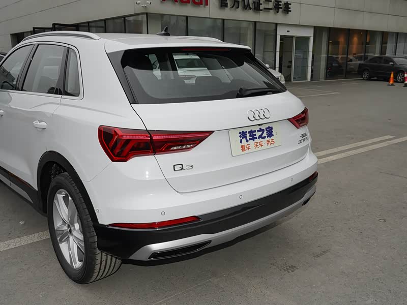 一汽-大众奥迪 奥迪q3 2021款 35 tfsi 时尚致雅型