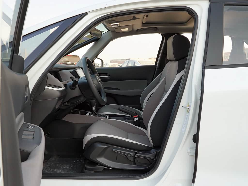 东风本田 life 2021款 1.5l cvt cro-s乐趣版