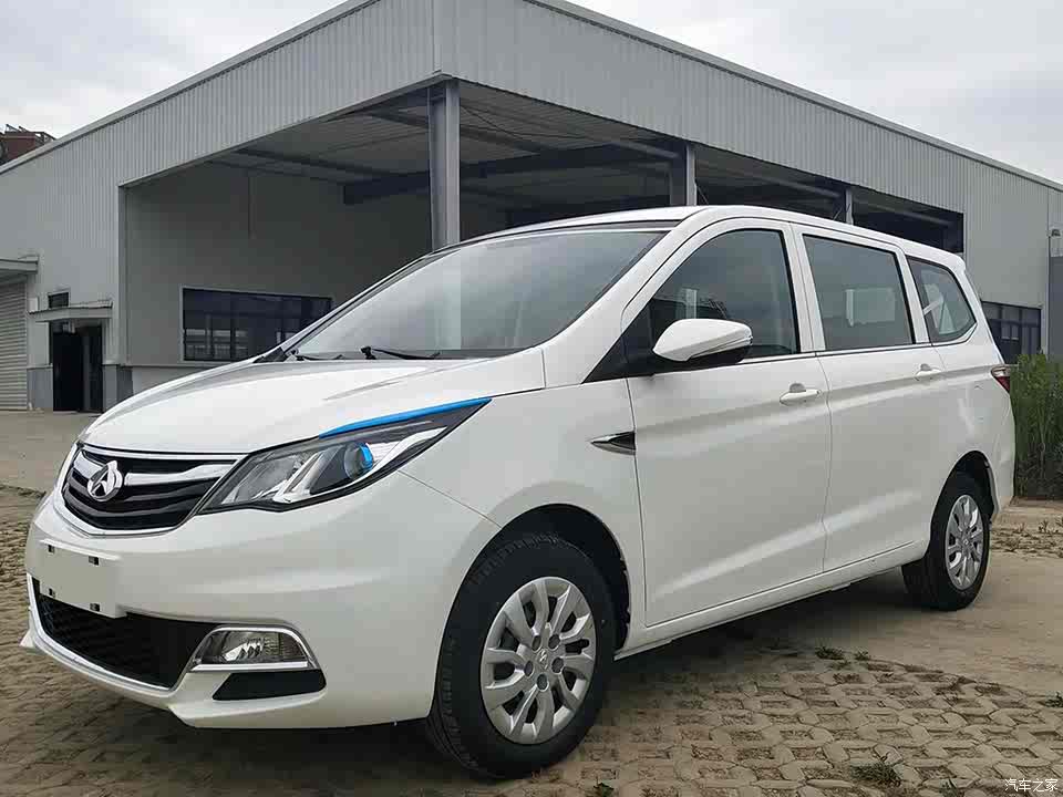 长安汽车 长安欧尚a600 2019款 1.5l 手动舒适型