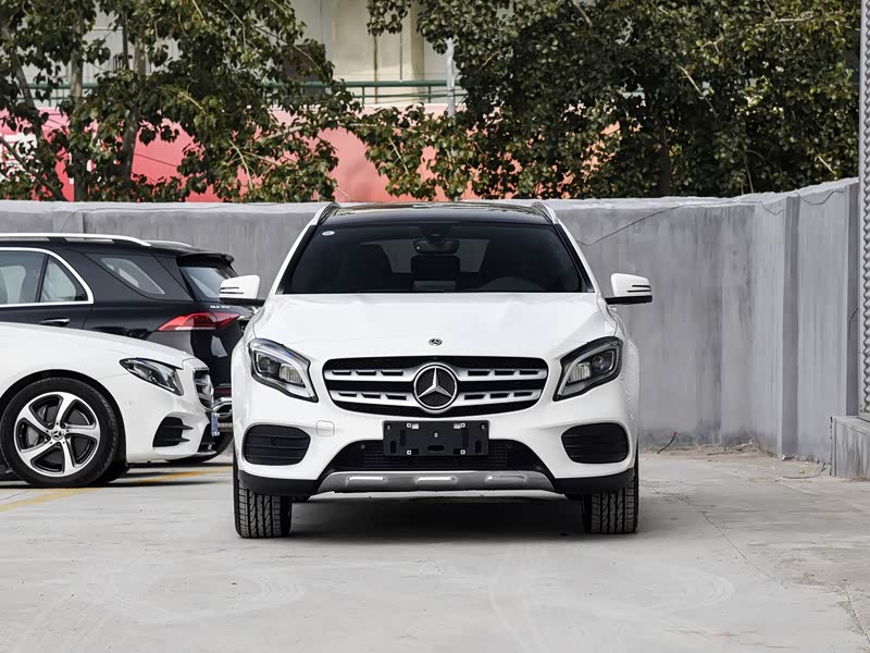 北京奔驰 奔驰gla 2019款 gla 260 4matic 运动型