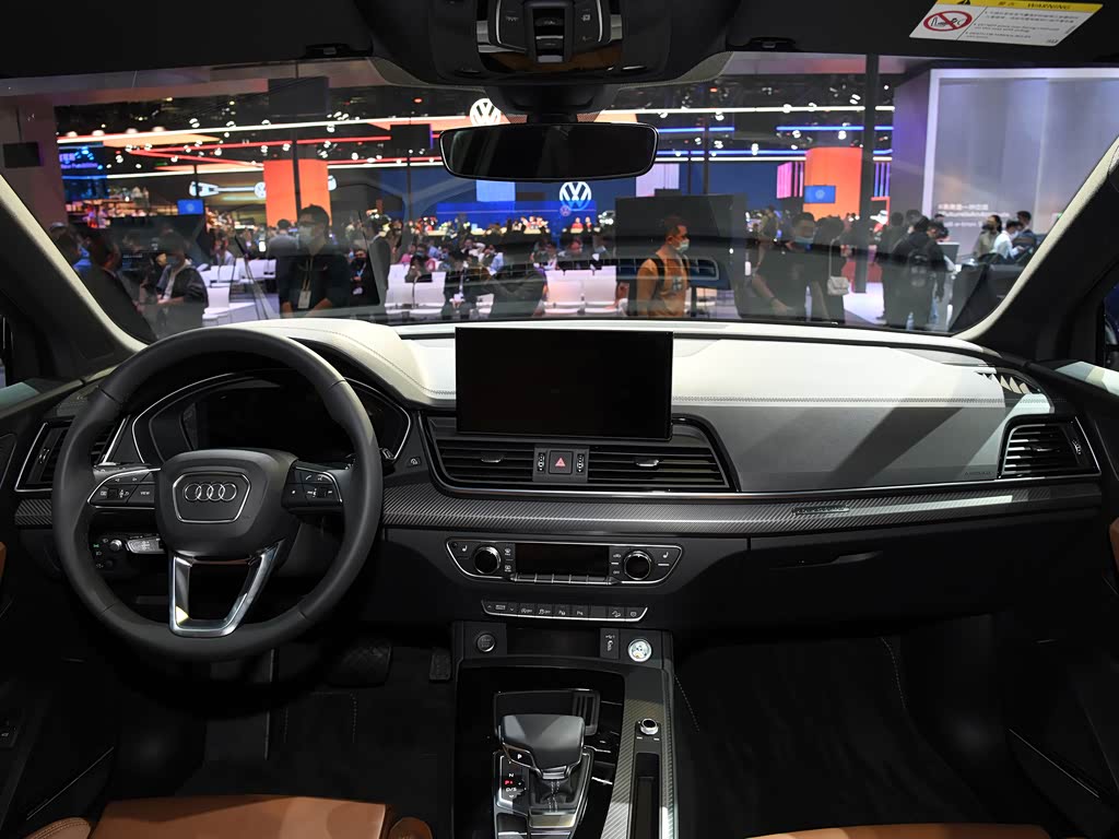 一汽-大众奥迪 奥迪q5l 2021款 45 tfsi 臻选动感型