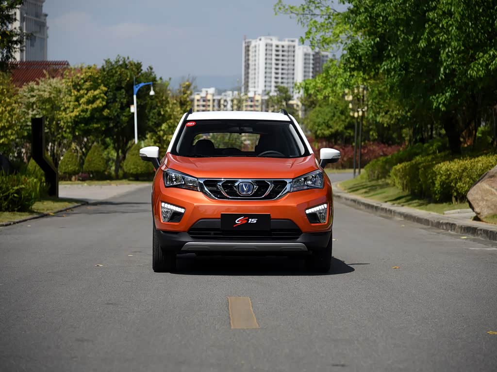 长安汽车 长安cs15 2016款 1.5l 手动尊贵版