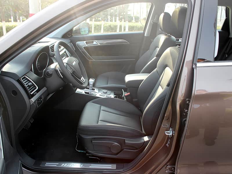 长城汽车 哈弗h6 coupe 2017款 红标 2.0t 自动两驱都市型