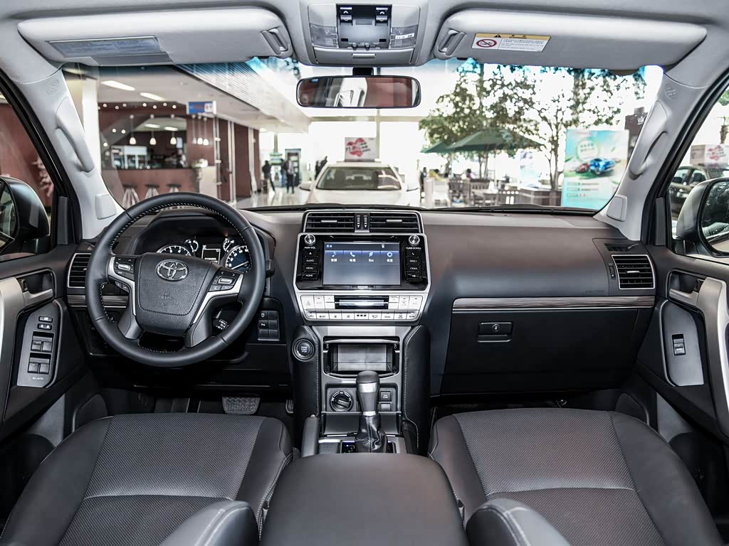 一汽丰田 普拉多 2018款 3.5l 自动tx-l后挂备胎