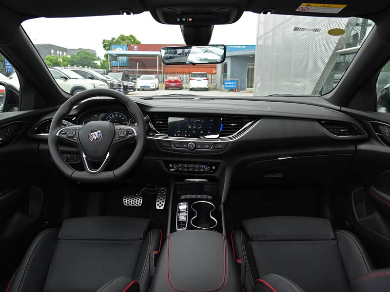 上汽通用别克 君威 2021款 gs 28t 尊贵型