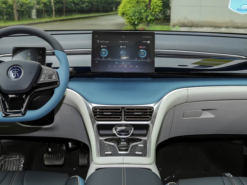 比亚迪 宋pro 2021款 1.5t 自动骁云版精英型