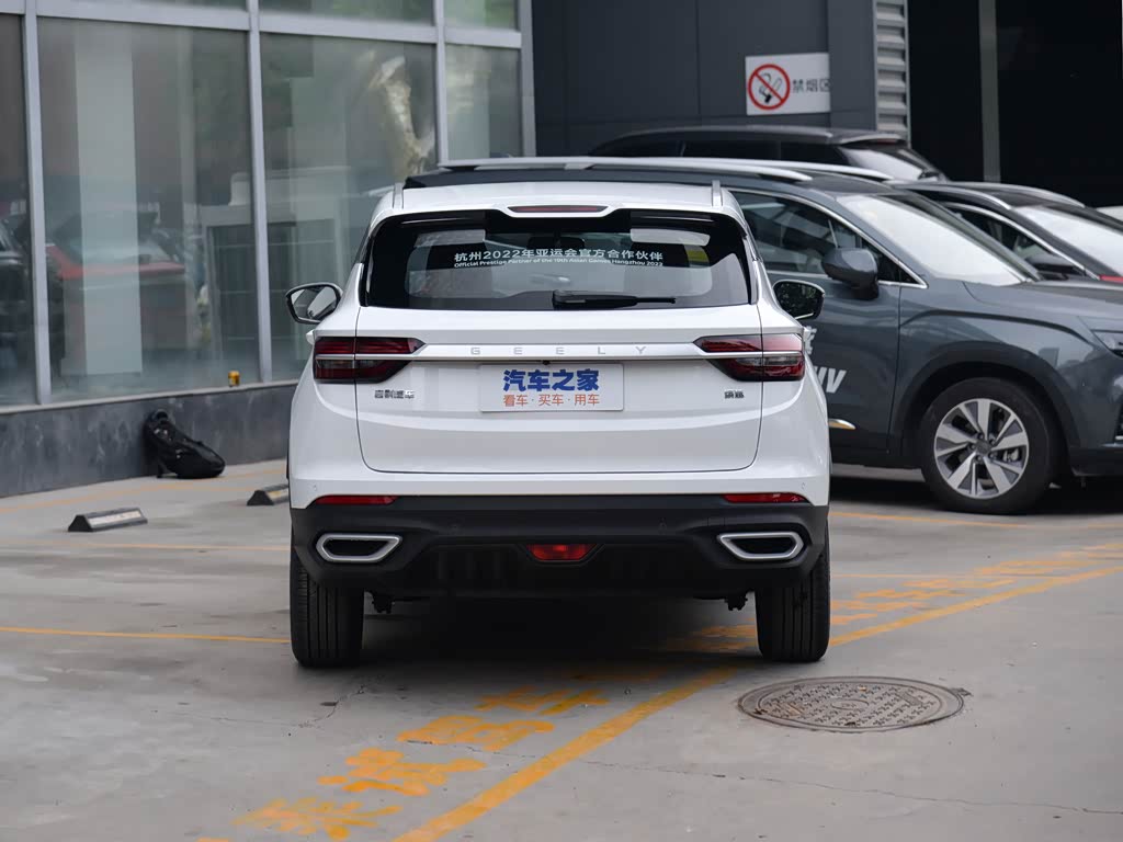 上海顺名吉利>吉利汽车>缤越>2020款240t手动箭手>自信白>车身外观>