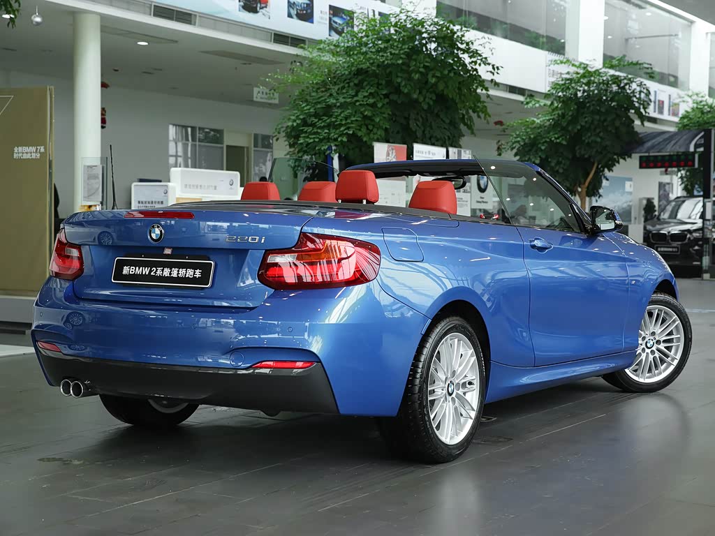 宝马(进口) 宝马2系 2017款 220i 敞篷轿跑车 m运动型