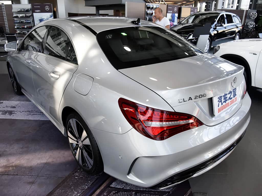 奔驰(进口) 奔驰cla级 2016款 改款 cla 200 时尚型