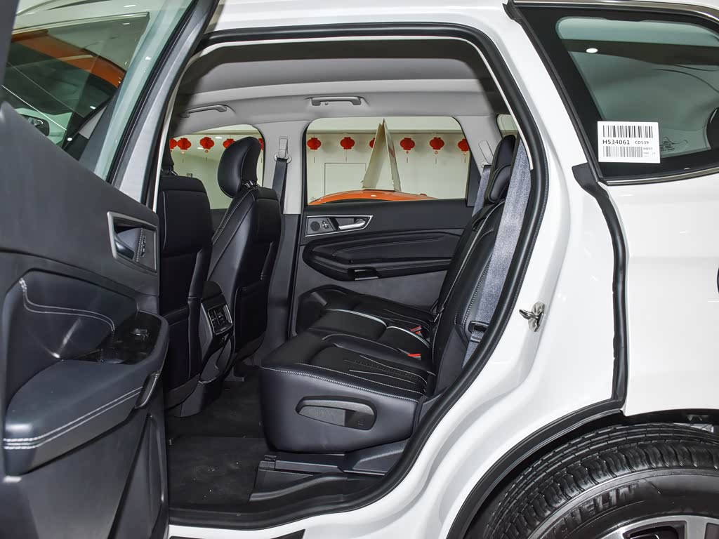 长安福特 锐界 2021款 plus ecoboost 245 两驱铂锐型 5座