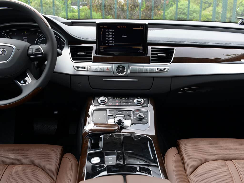 奥迪(进口) 奥迪a8 2016款 a8l 6.3 fsi w12 quattro旗舰型