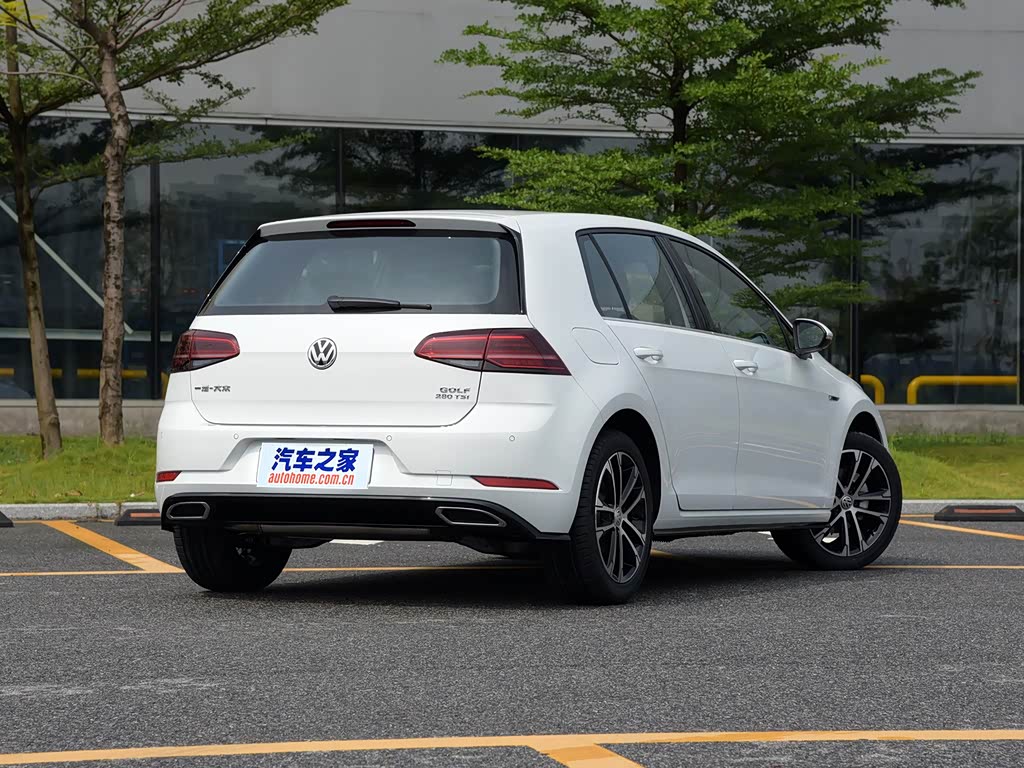一汽-大众 高尔夫 2018款 280tsi 自动r-line型