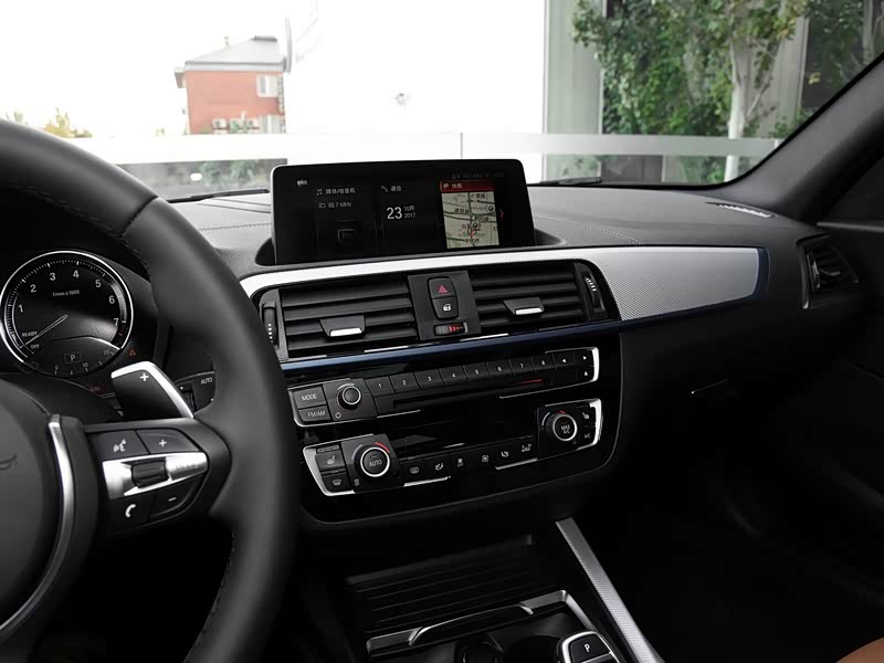 宝马(进口) 宝马1系(进口) 2018款 m140i 中控方向盘 已经是最后一张