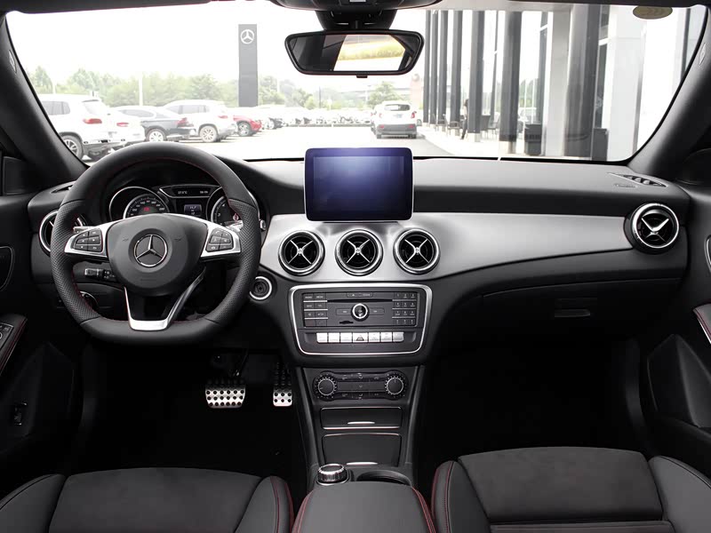 奔驰(进口) 奔驰cla级 2017款 改款 cla 220 4matic