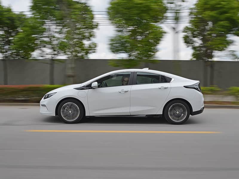 苏州东昌汽车>上汽通用别克>velite5>2017款时尚增程型>天水蓝>评测>