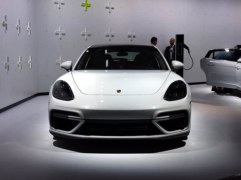 保时捷 panamera新能源 2018款 panamera turbo s e-hybrid sport