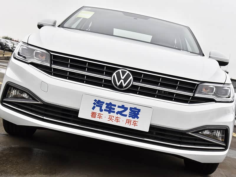 一汽-大众 宝来 2021款 200tsi dsg舒适智联版